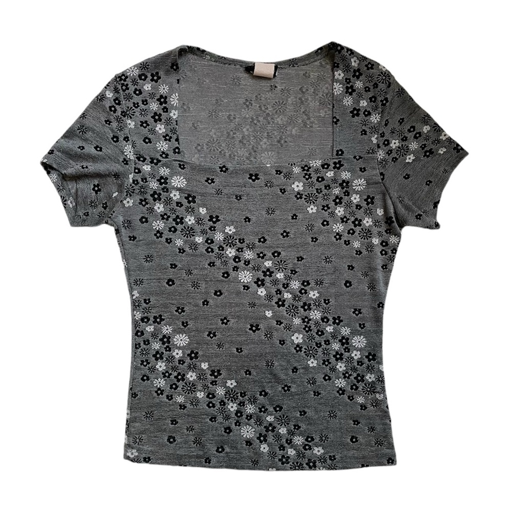 Vintage square neckline floral gray top